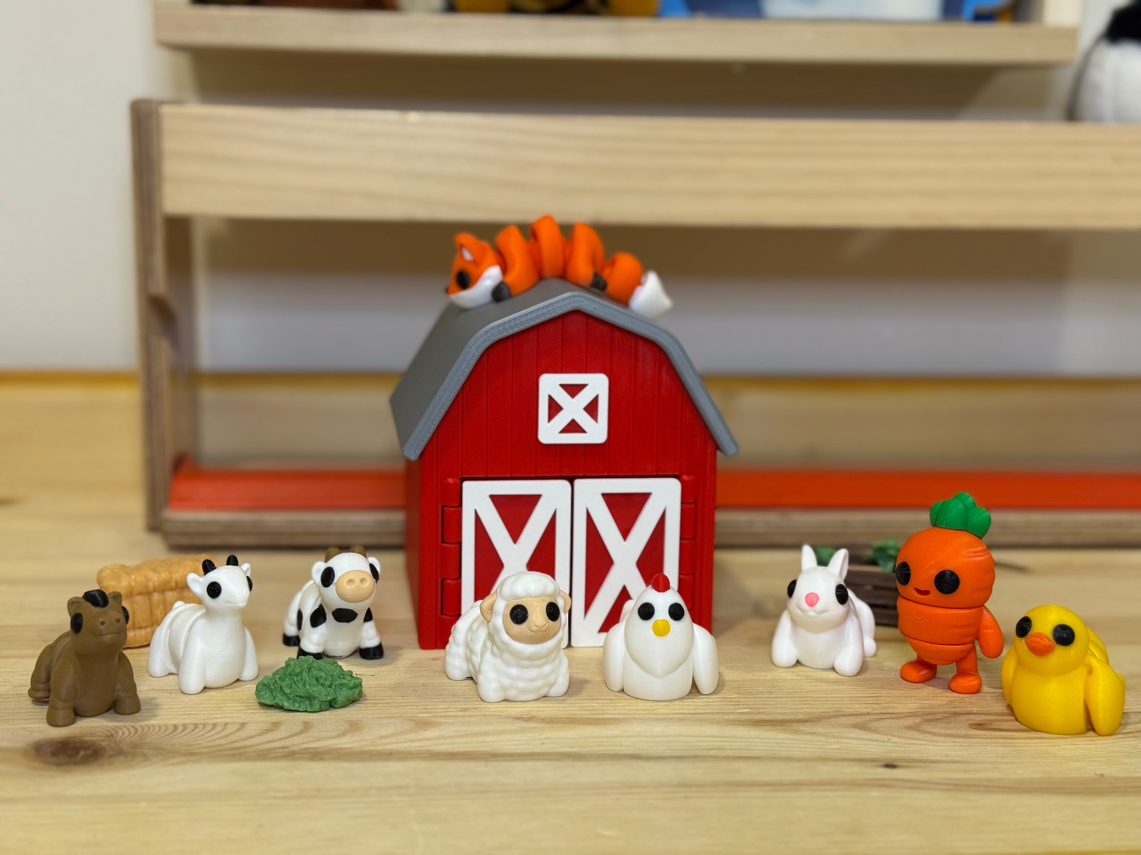 Barn Playset – 8 Mini Toys
